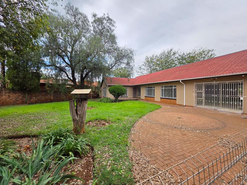 4 Bedroom Property for Sale in Kookrus Gauteng