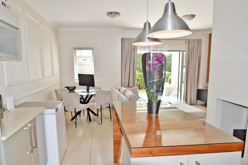 To Let 2 Bedroom Property for Rent in Wendywood Gauteng