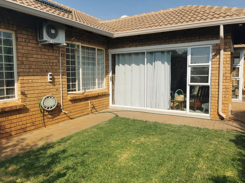 2 Bedroom Property for Sale in Montana Gauteng