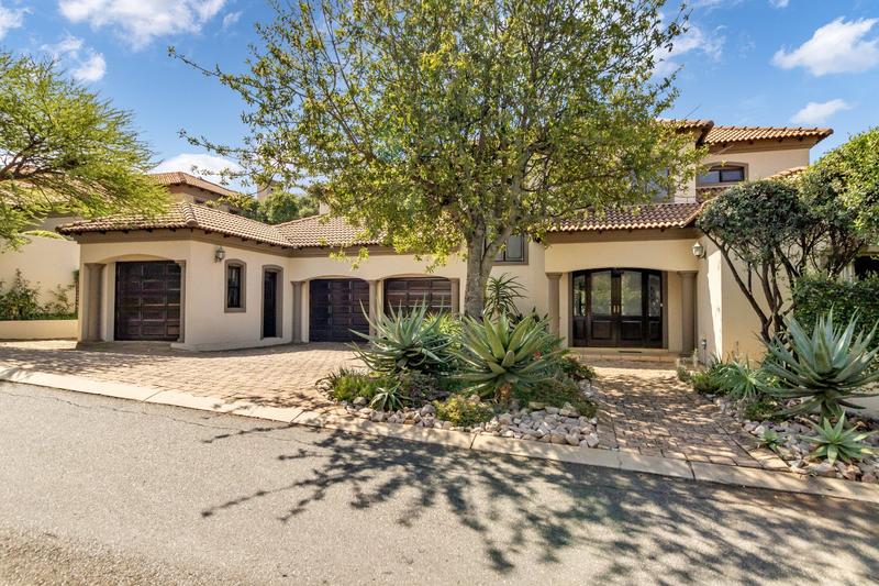 To Let 4 Bedroom Property for Rent in Dainfern Golf Estate Gauteng