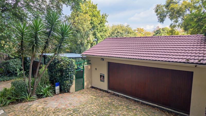 4 Bedroom Property for Sale in Blairgowrie Gauteng