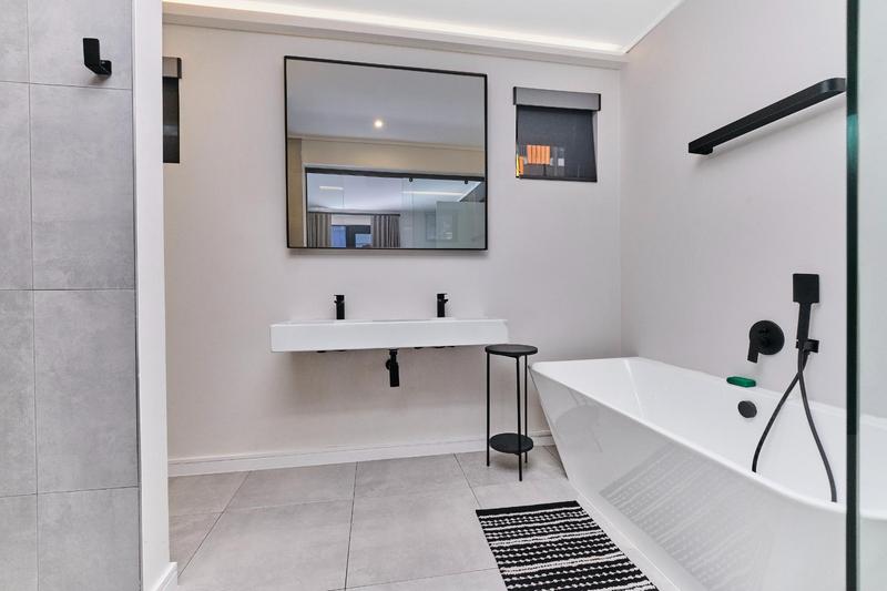 To Let 2 Bedroom Property for Rent in Hyde Park Gauteng