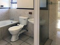 1 Bedroom Property for Sale in Lonehill Gauteng