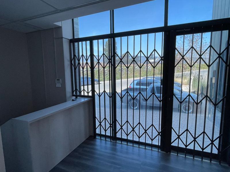 To Let Commercial Property for Rent in Louwlardia Gauteng