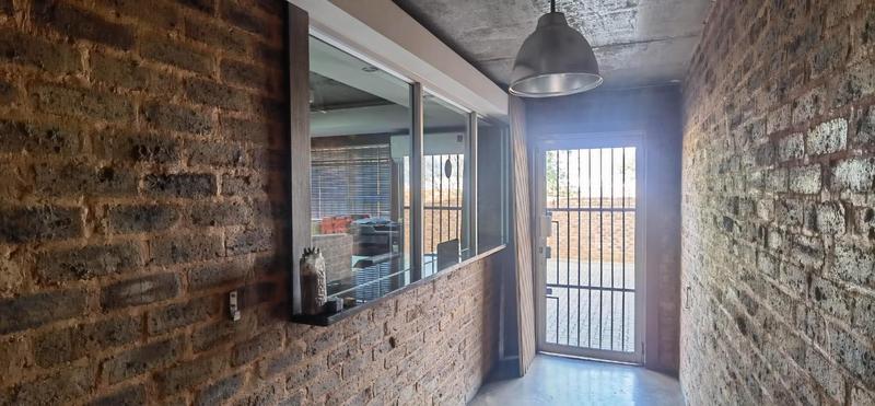 To Let Commercial Property for Rent in Silverton Gauteng