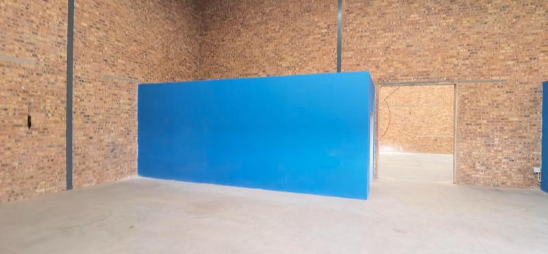 To Let Commercial Property for Rent in N4 Gateway Industrial Park Gauteng