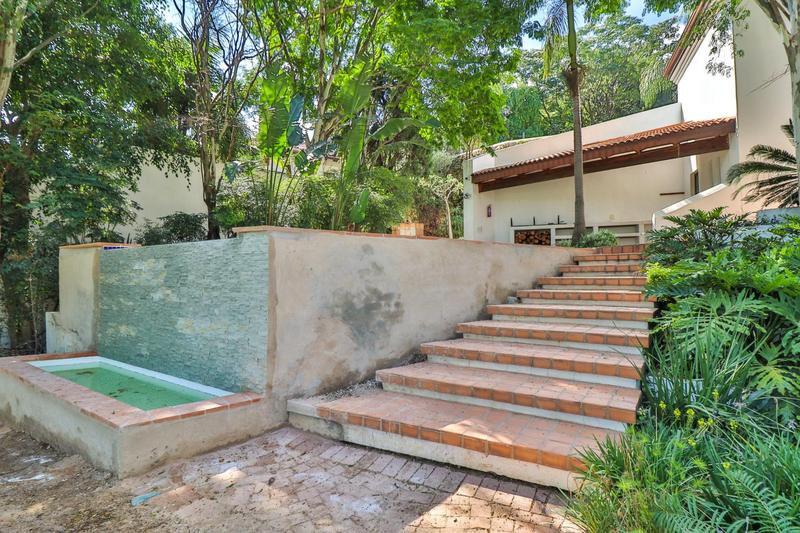 3 Bedroom Property for Sale in Waterkloof Ridge Gauteng