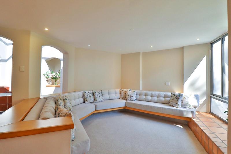 3 Bedroom Property for Sale in Waterkloof Ridge Gauteng