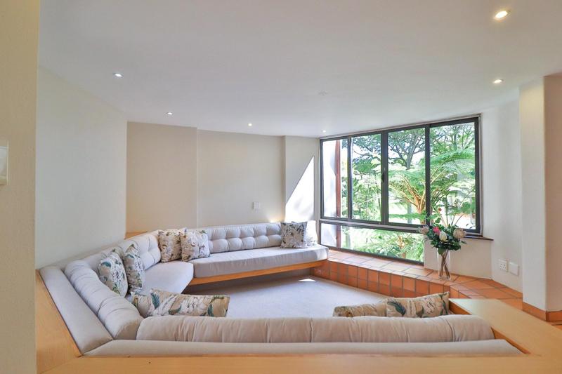 3 Bedroom Property for Sale in Waterkloof Ridge Gauteng