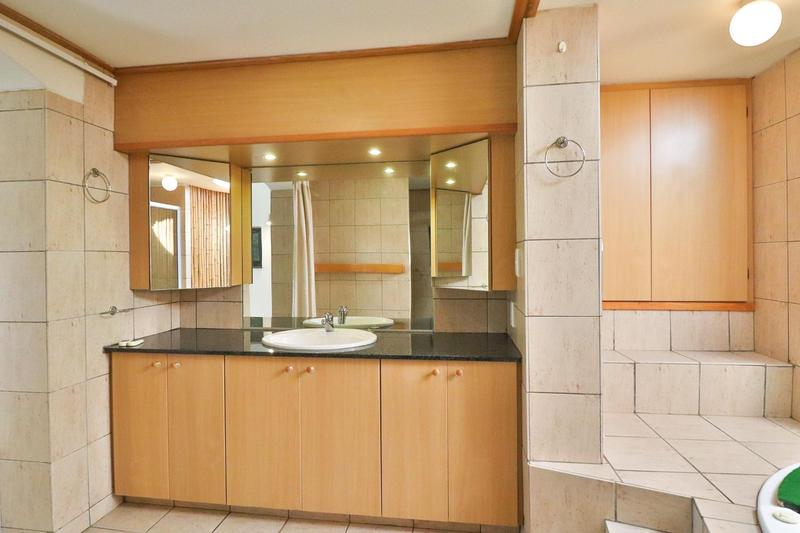 3 Bedroom Property for Sale in Waterkloof Ridge Gauteng