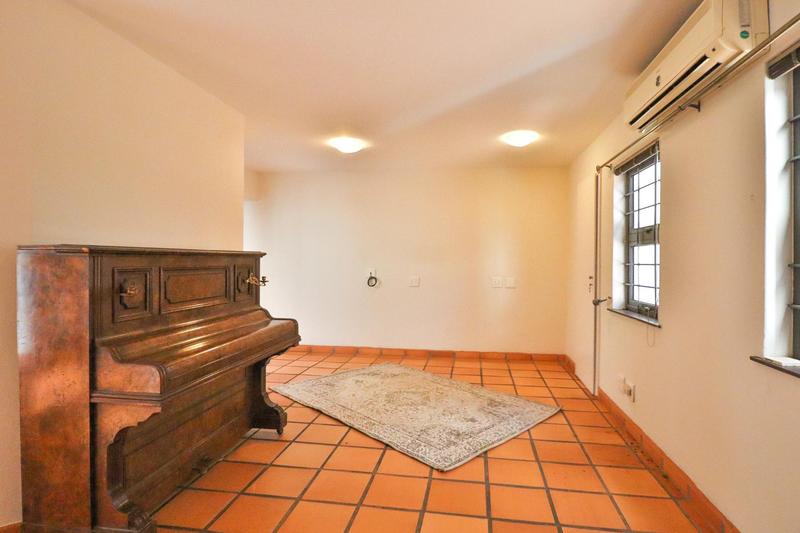 3 Bedroom Property for Sale in Waterkloof Ridge Gauteng