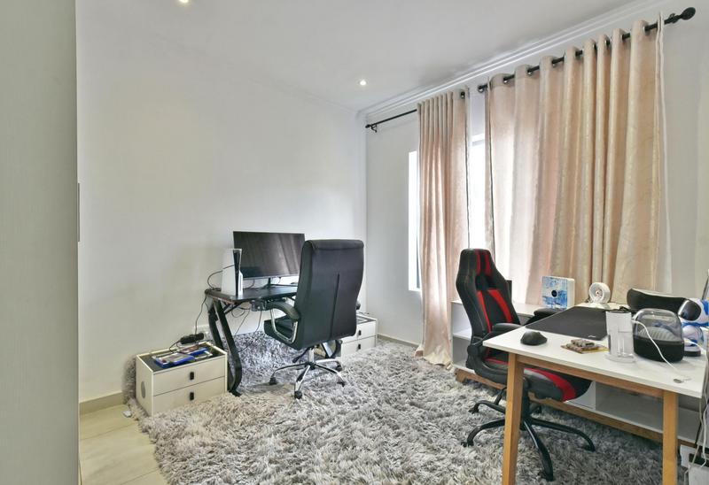 3 Bedroom Property for Sale in Pinehaven Gauteng