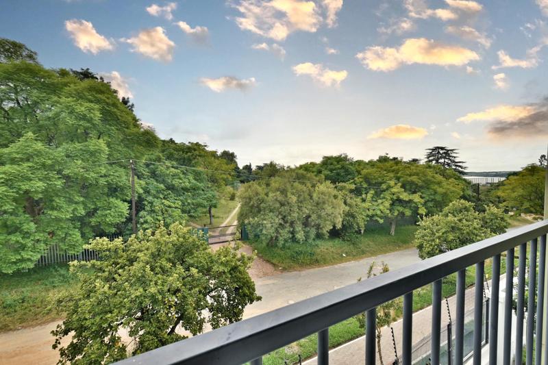 1 Bedroom Property for Sale in Linbro Park Gauteng