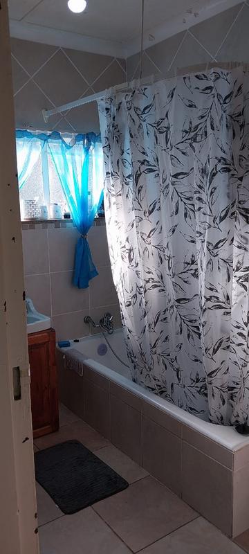 To Let 3 Bedroom Property for Rent in Lilianton Gauteng