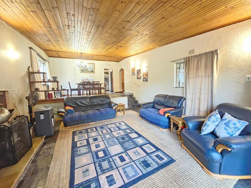 5 Bedroom Property for Sale in Zonnehoewe A H Gauteng