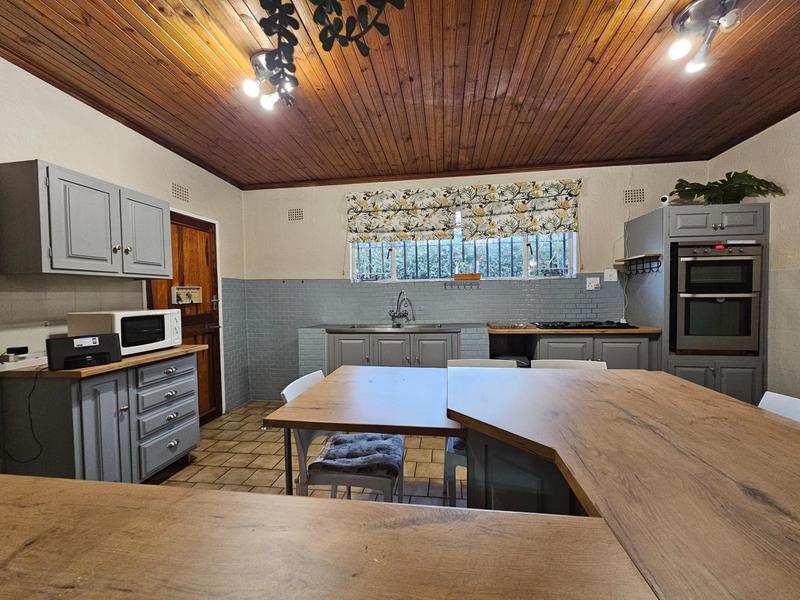 5 Bedroom Property for Sale in Zonnehoewe A H Gauteng