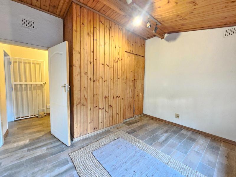 5 Bedroom Property for Sale in Zonnehoewe A H Gauteng