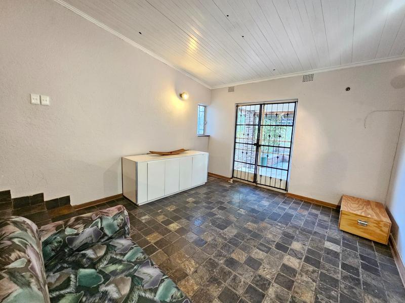 5 Bedroom Property for Sale in Zonnehoewe A H Gauteng