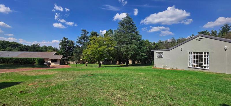 5 Bedroom Property for Sale in Zonnehoewe A H Gauteng