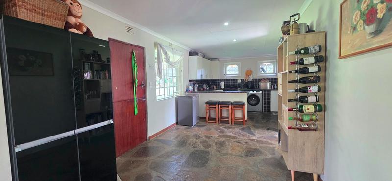 5 Bedroom Property for Sale in Zonnehoewe A H Gauteng