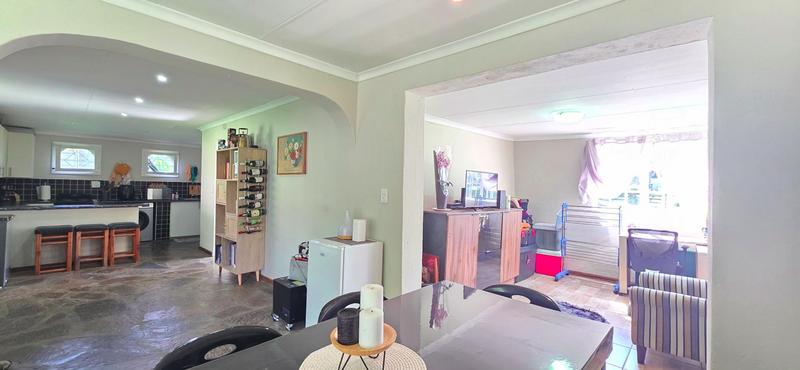 5 Bedroom Property for Sale in Zonnehoewe A H Gauteng