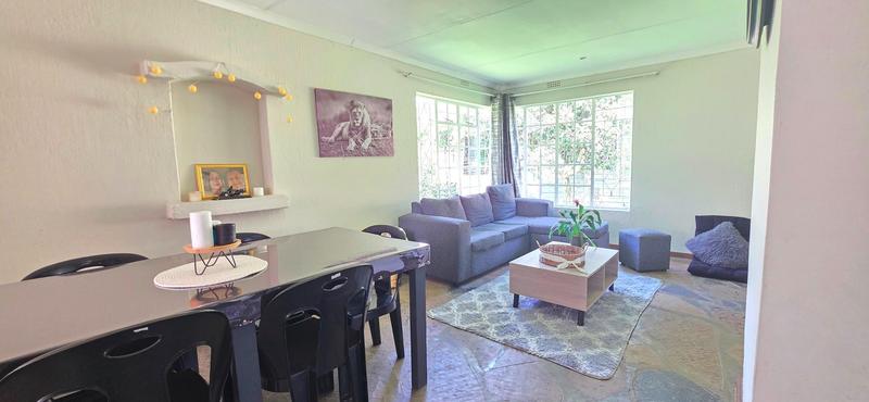 5 Bedroom Property for Sale in Zonnehoewe A H Gauteng