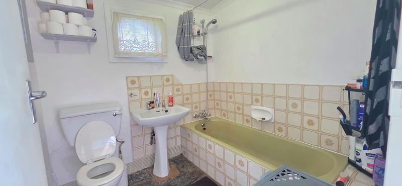 5 Bedroom Property for Sale in Zonnehoewe A H Gauteng