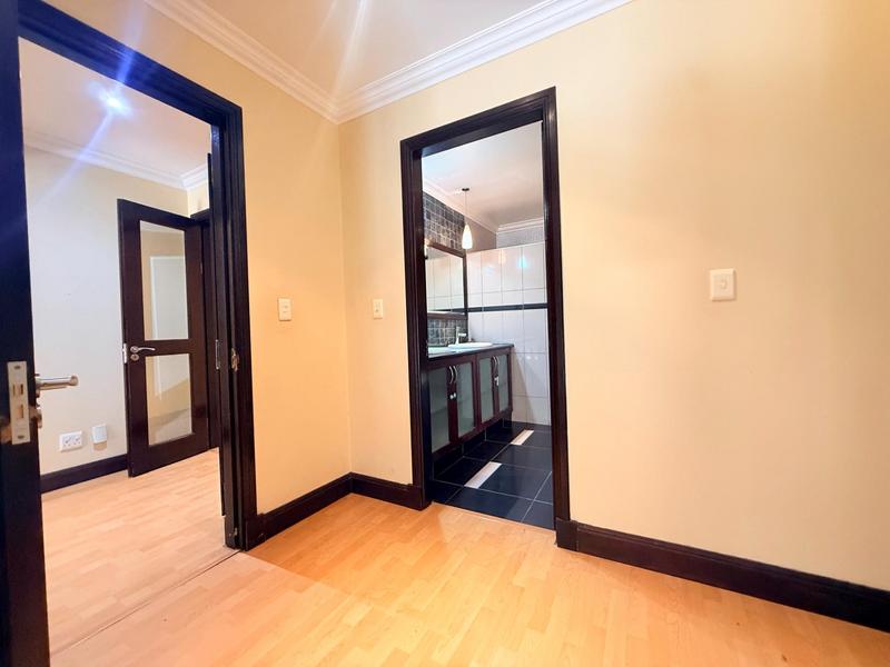 To Let 3 Bedroom Property for Rent in Morningside Gauteng