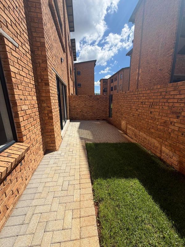 To Let 2 Bedroom Property for Rent in Ravenswood Gauteng
