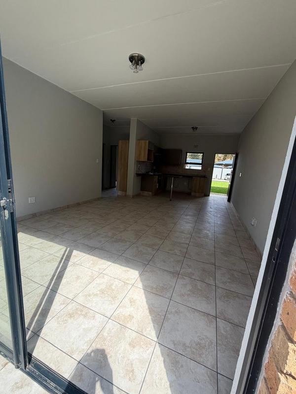 To Let 2 Bedroom Property for Rent in Ravenswood Gauteng