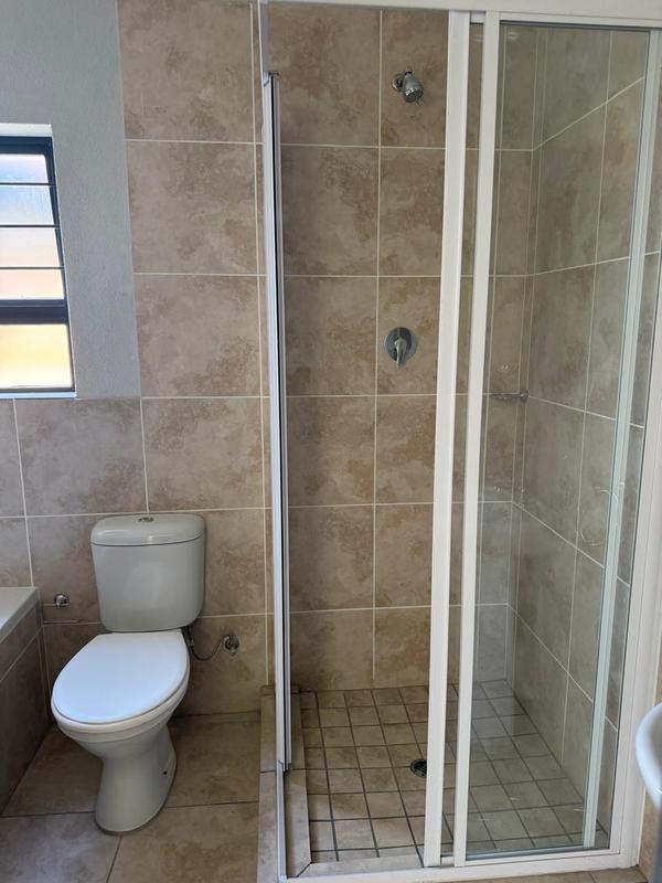 To Let 2 Bedroom Property for Rent in Ravenswood Gauteng