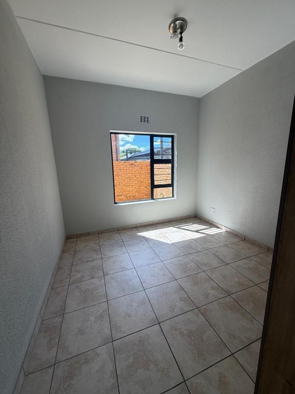 To Let 2 Bedroom Property for Rent in Ravenswood Gauteng