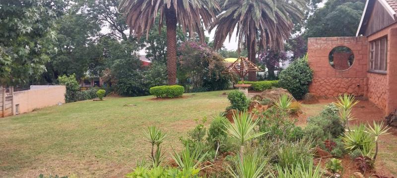 To Let 1 Bedroom Property for Rent in Eastleigh Ridge Gauteng