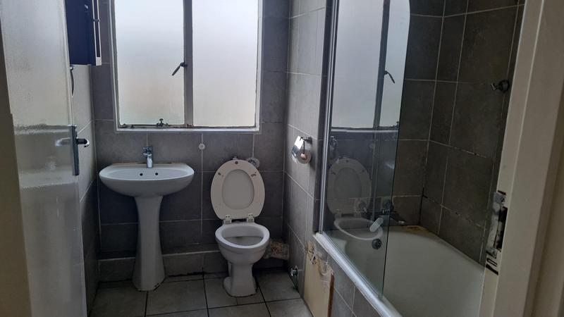 2 Bedroom Property for Sale in Bedford Gardens Gauteng