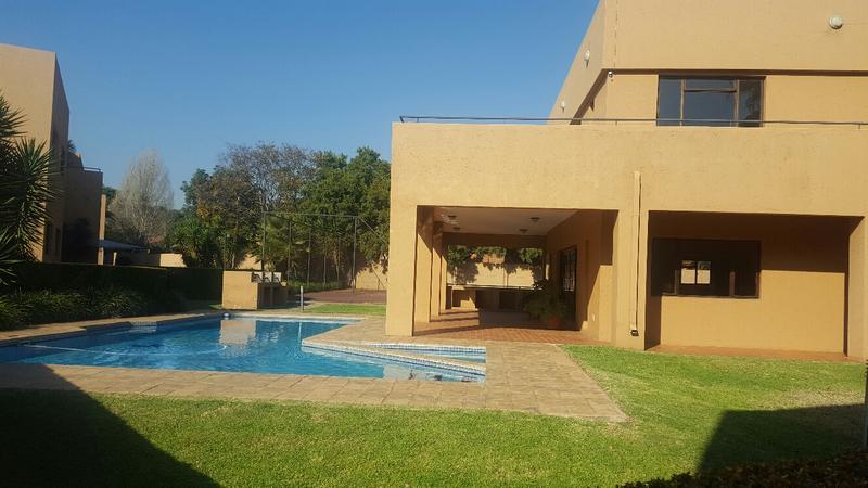 To Let 2 Bedroom Property for Rent in Waterkloof A H Gauteng