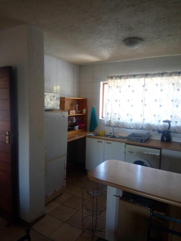 To Let 2 Bedroom Property for Rent in Waterkloof A H Gauteng