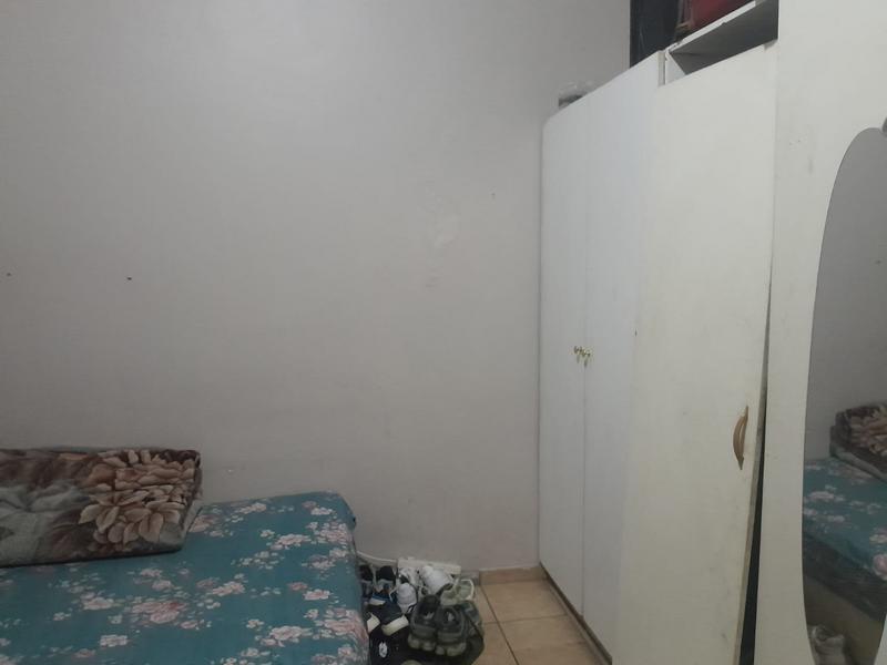 6 Bedroom Property for Sale in Bezuidenhout Valley Gauteng