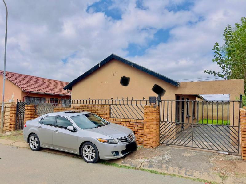 3 Bedroom Property for Sale in Protea Glen Gauteng