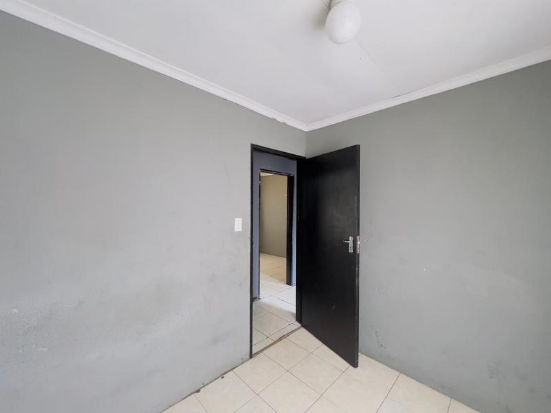 3 Bedroom Property for Sale in Protea Glen Gauteng