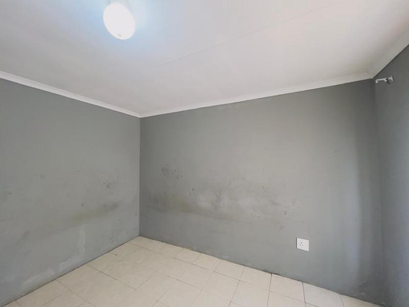 3 Bedroom Property for Sale in Protea Glen Gauteng