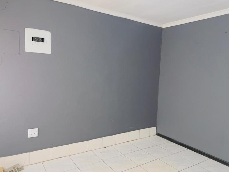 3 Bedroom Property for Sale in Protea Glen Gauteng