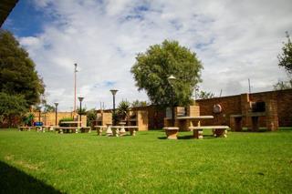 To Let 3 Bedroom Property for Rent in Groblerpark Gauteng