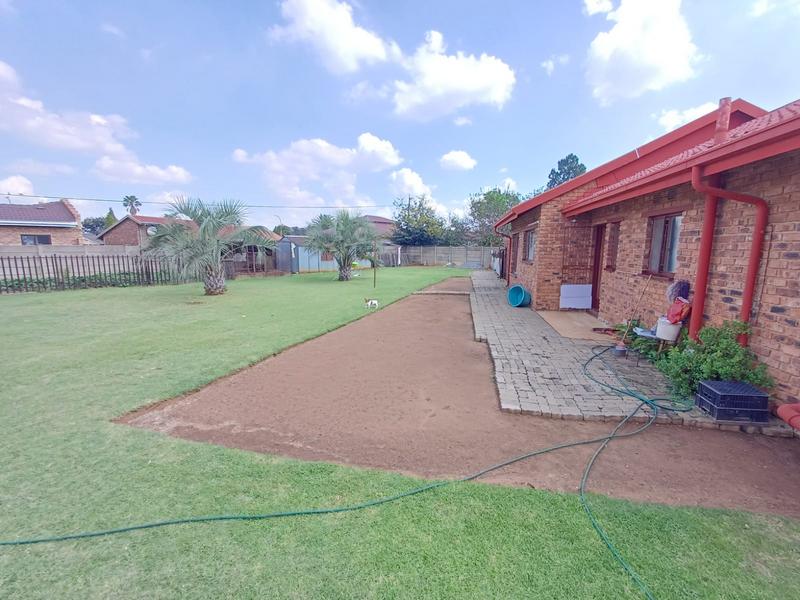 3 Bedroom Property for Sale in Waldrift Gauteng