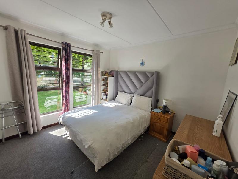 4 Bedroom Property for Sale in Sunninghill Gauteng