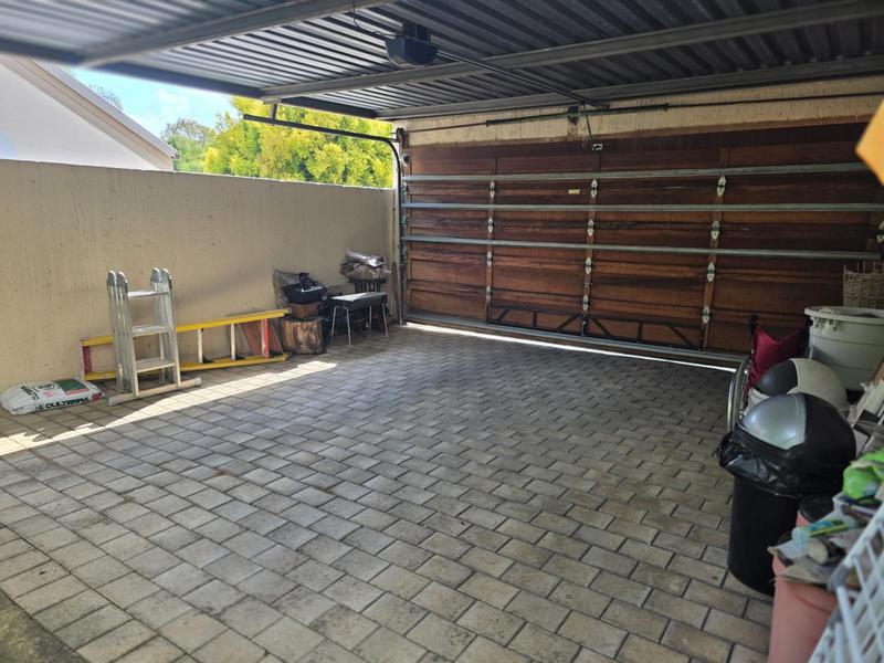 4 Bedroom Property for Sale in Sunninghill Gauteng