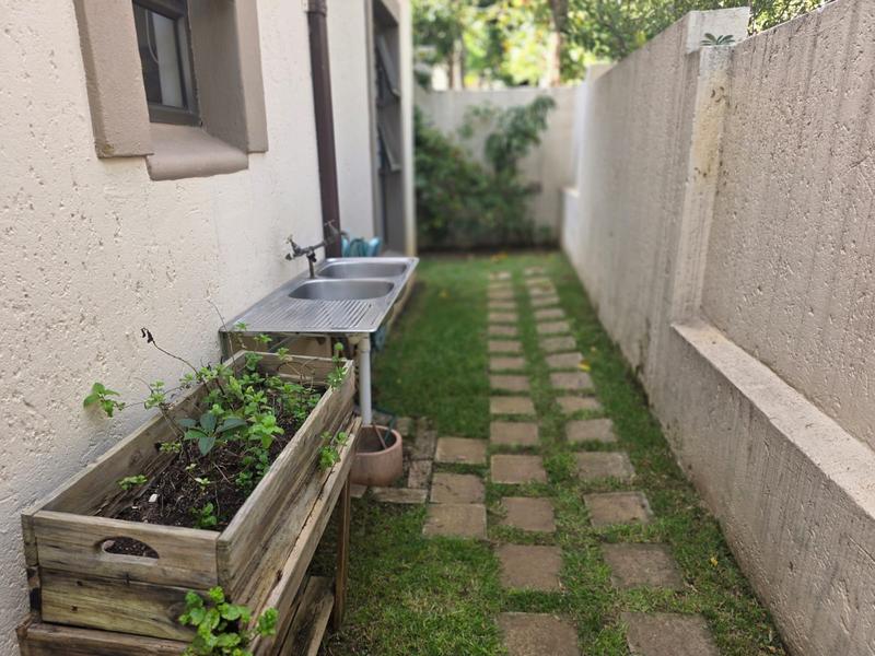 4 Bedroom Property for Sale in Sunninghill Gauteng