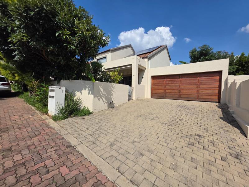 4 Bedroom Property for Sale in Sunninghill Gauteng
