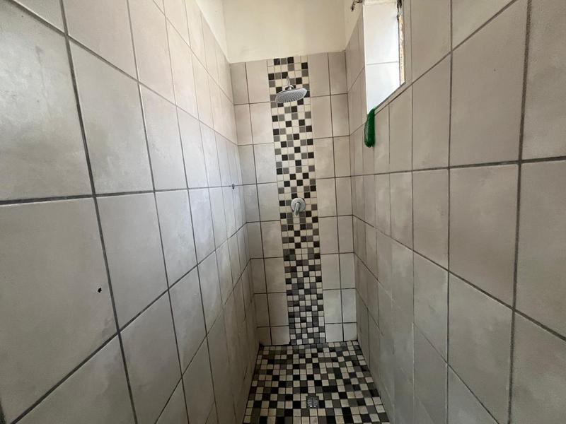 7 Bedroom Property for Sale in Orange Grove Gauteng