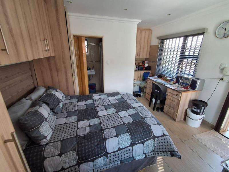 6 Bedroom Property for Sale in Winchester Hills Ext 3 Gauteng