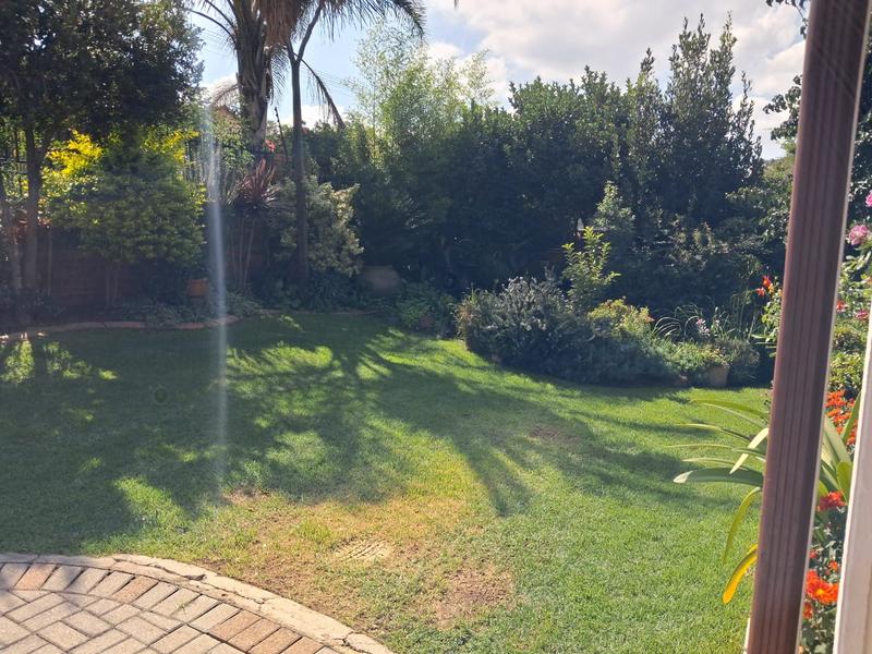 6 Bedroom Property for Sale in Winchester Hills Ext 3 Gauteng